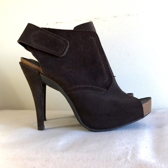 Pedro Garcia Shoes - Pedro Garcia stilletto Heel sz 38.5 open toe back strap brown suede cork footbed